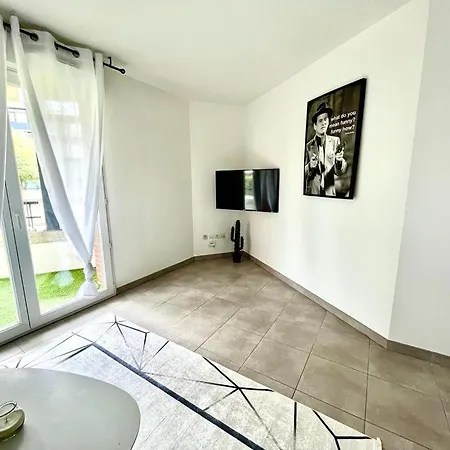 Apartment T2 Climatise Au Coeur Du Pole Aeronautique,a 8 Minutes De L'aeroport *